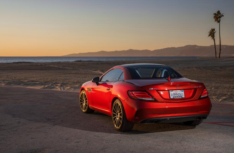  Mercedes-AMG SLC43 2016 года  (NA) (фото 19 из 30)